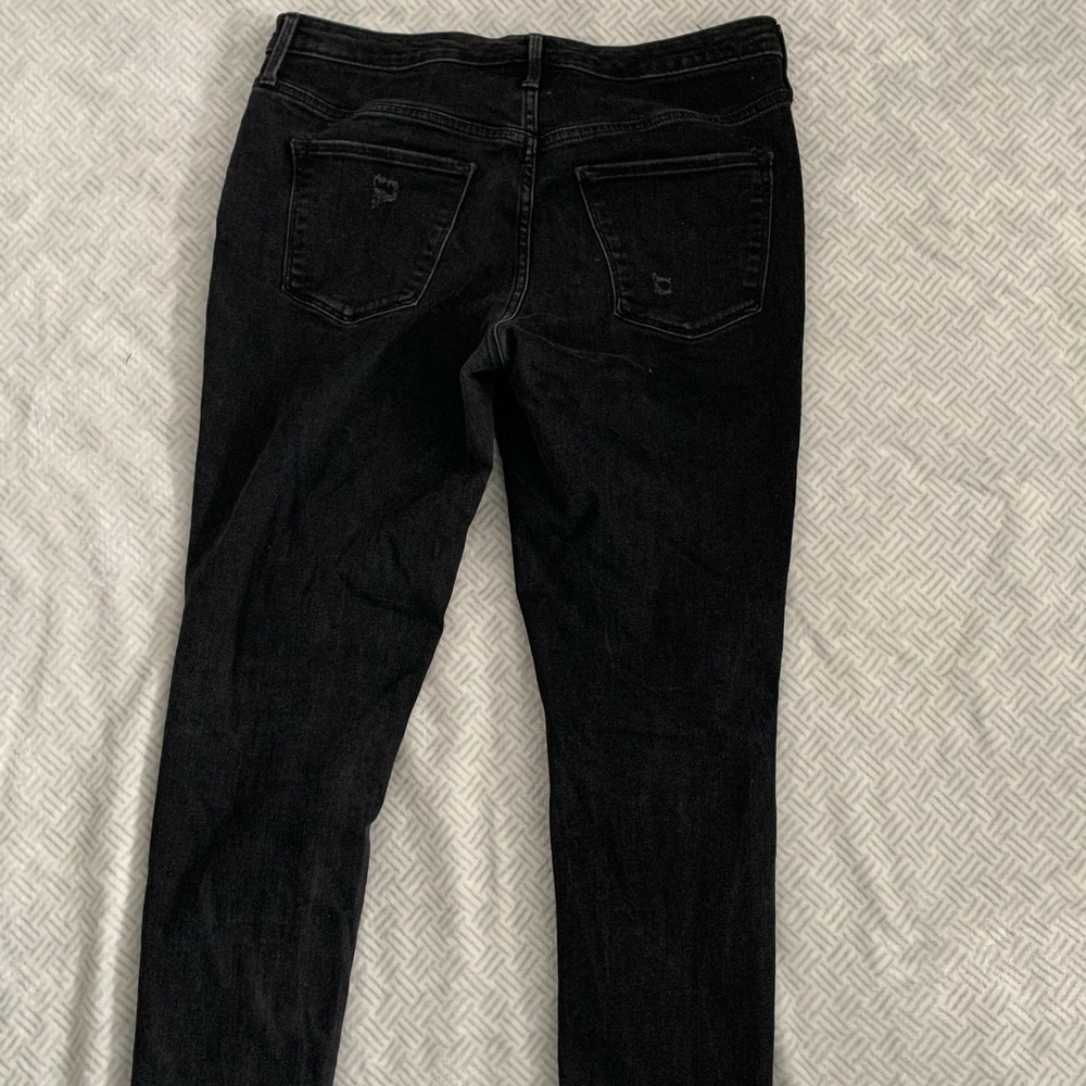 High-Waisted Black Ripped Jeans - Picture 4 of 4